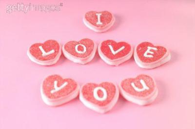                                        I lv yOu